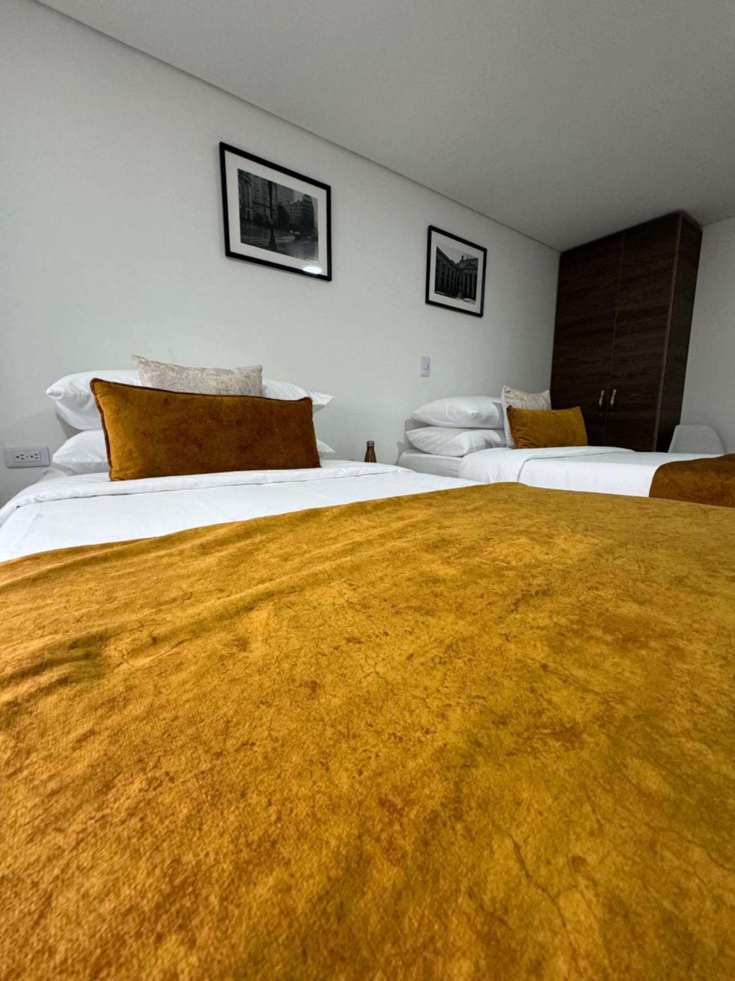 Hotel Wlh Gold โบโกตา ภายนอก รูปภาพ