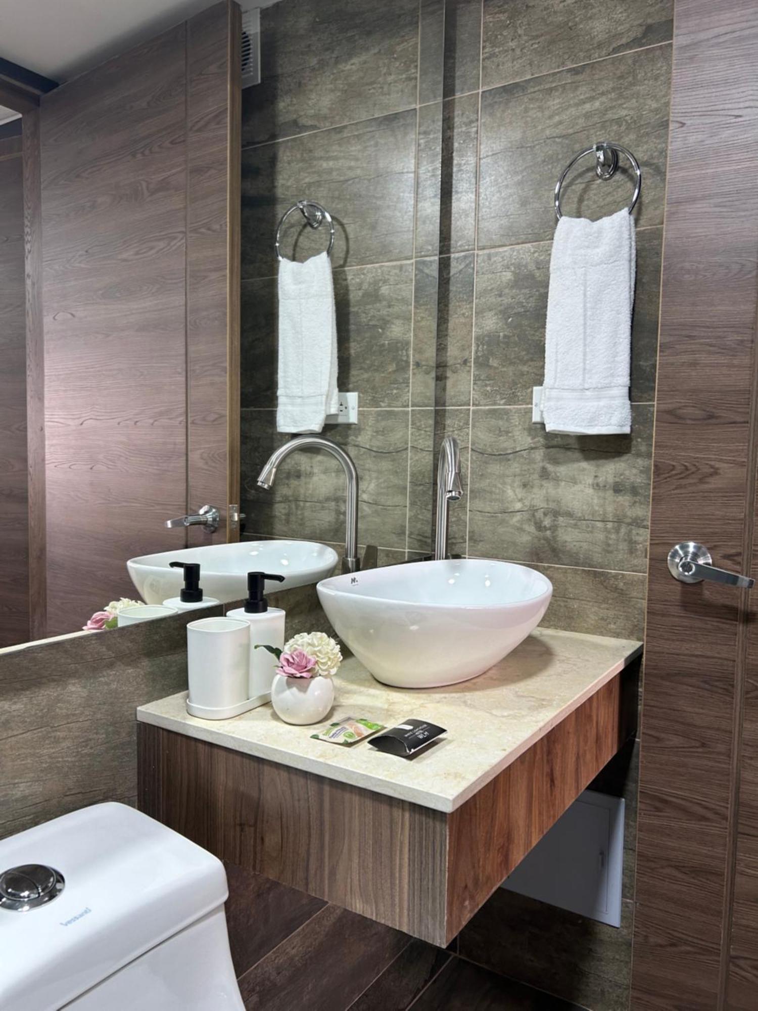 Hotel Wlh Gold โบโกตา ภายนอก รูปภาพ