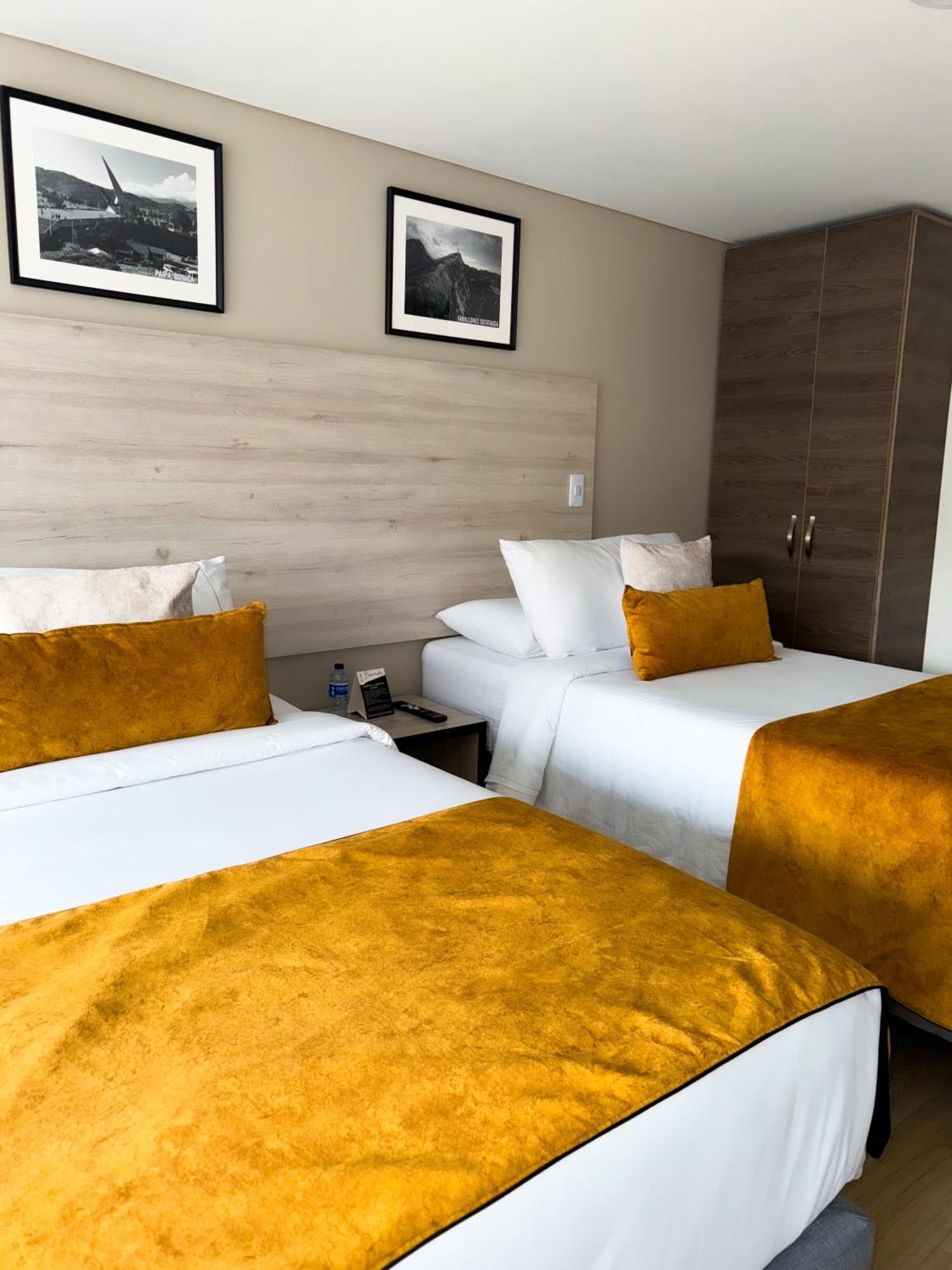 Hotel Wlh Gold โบโกตา ภายนอก รูปภาพ